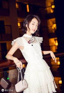 娇小的明星,揭秘娇明星的独特魅力”